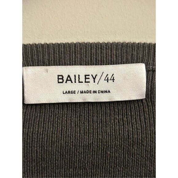 Bailey 44 Love Ya So sweater top with lace back size L - Picture 4 of 9